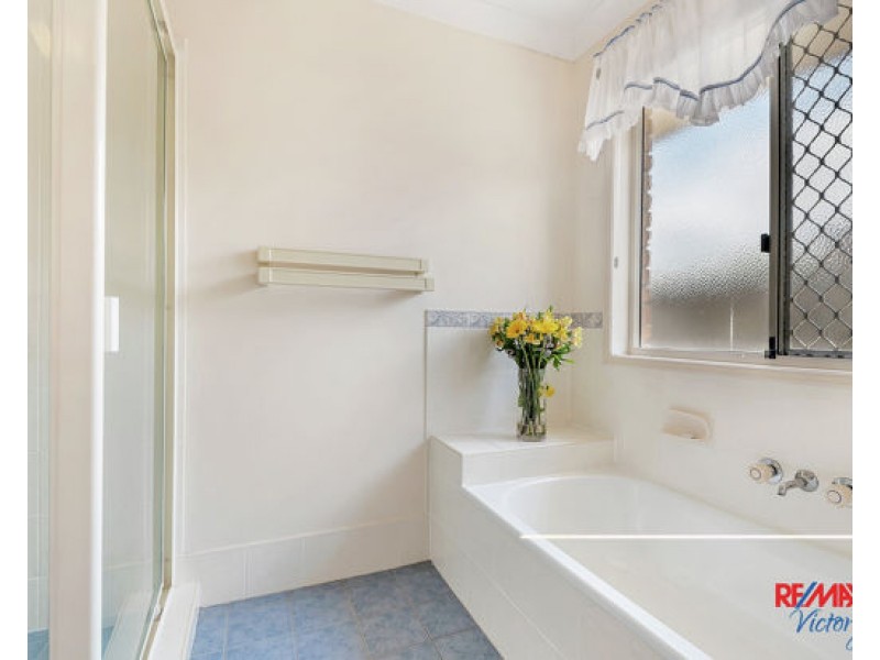 8 Keneally Court, Morayfield QLD 4506