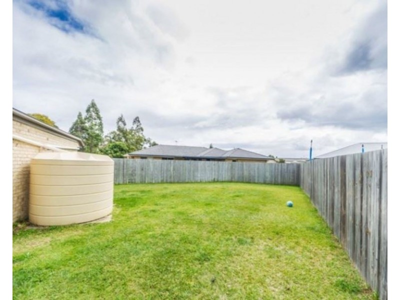 8 Maree Court, Bellmere QLD 4510