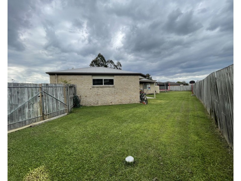 8 Maree Court, Bellmere QLD 4510