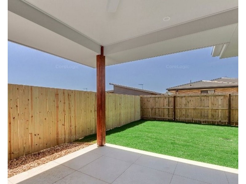 126 Waterside  Esplanade, Caboolture South QLD 4510