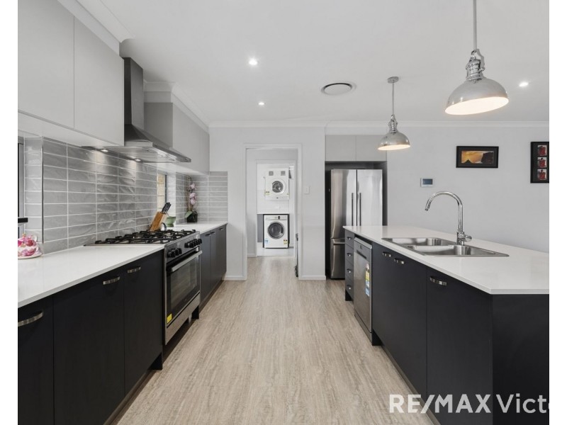 34 Bloomfield Street, Morayfield QLD 4506
