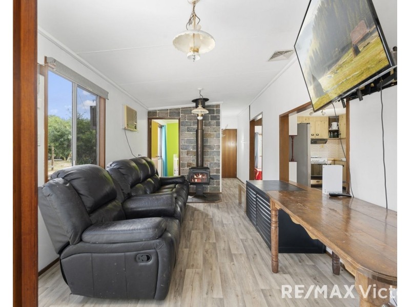 457 Villeneuve Road, Royston QLD 4515