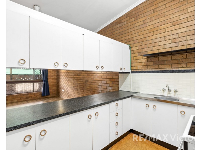 4/14 Lower King Street, Caboolture QLD 4510