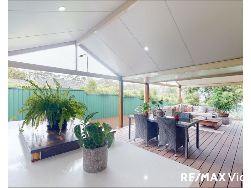 1 Hilltop Court, Morayfield QLD 4506