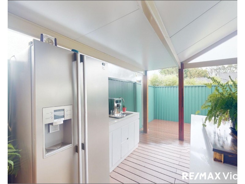 1 Hilltop Court, Morayfield QLD 4506