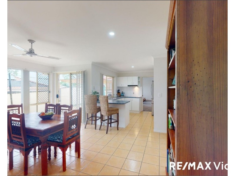 1 Hilltop Court, Morayfield QLD 4506
