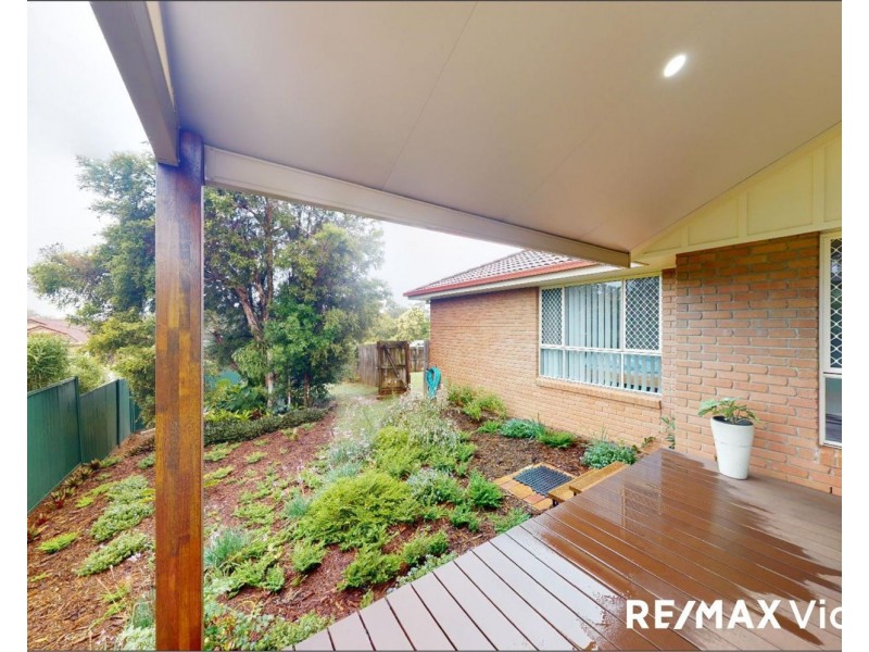 1 Hilltop Court, Morayfield QLD 4506
