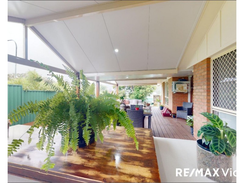 1 Hilltop Court, Morayfield QLD 4506
