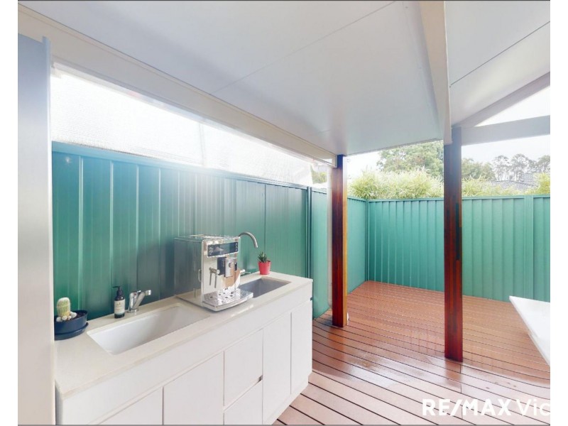 1 Hilltop Court, Morayfield QLD 4506