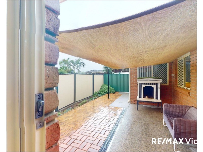 1 Hilltop Court, Morayfield QLD 4506