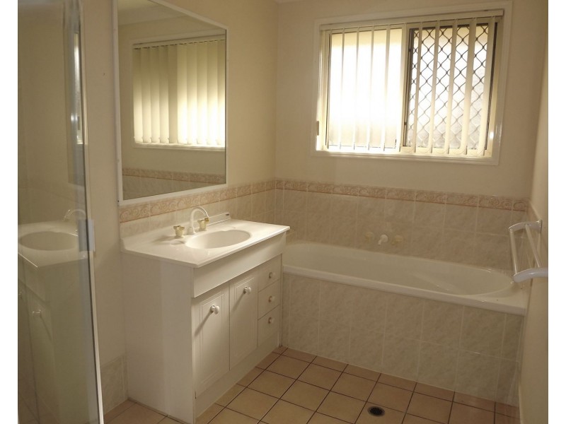 13 Jonathon Street, Morayfield QLD 4506