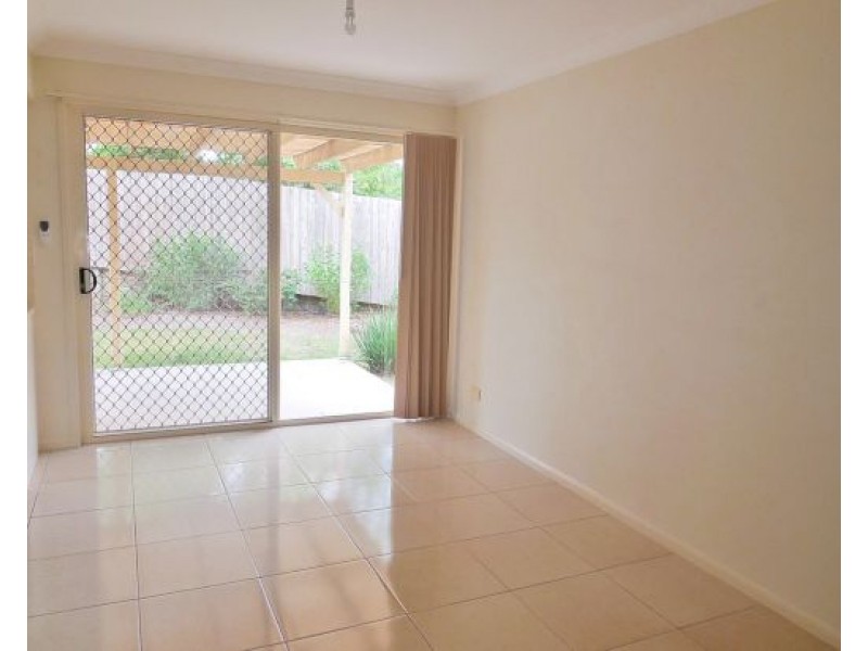 2/12 Mumford Road, Narangba QLD 4504