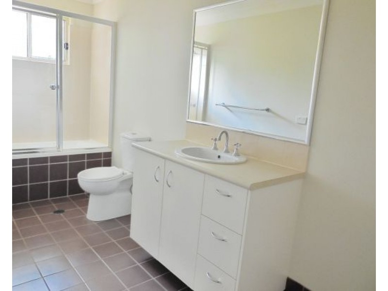 2/12 Mumford Road, Narangba QLD 4504