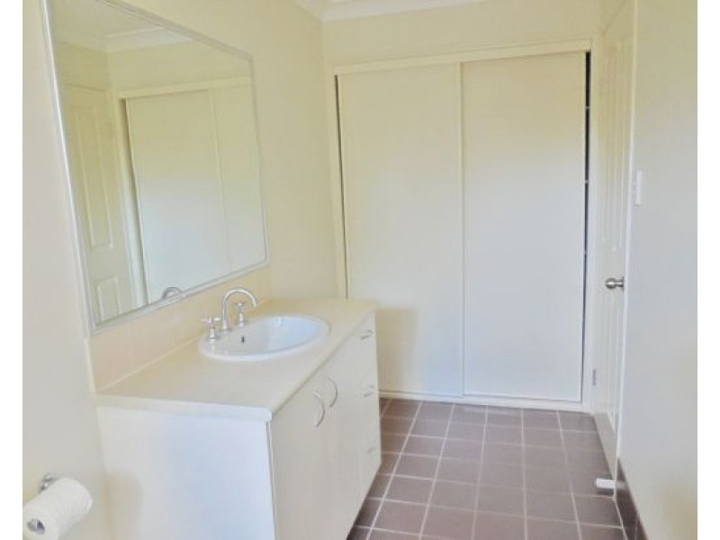 2/12 Mumford Road, Narangba QLD 4504