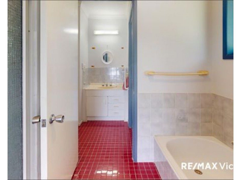 1 McLoughlin Road, Morayfield QLD 4506