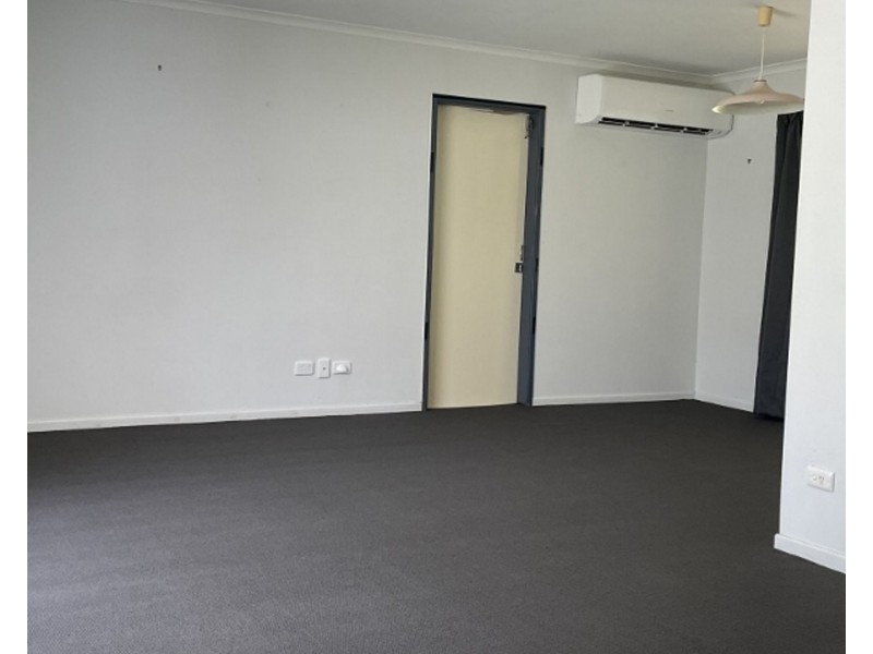 1 McLoughlin Road, Morayfield QLD 4506