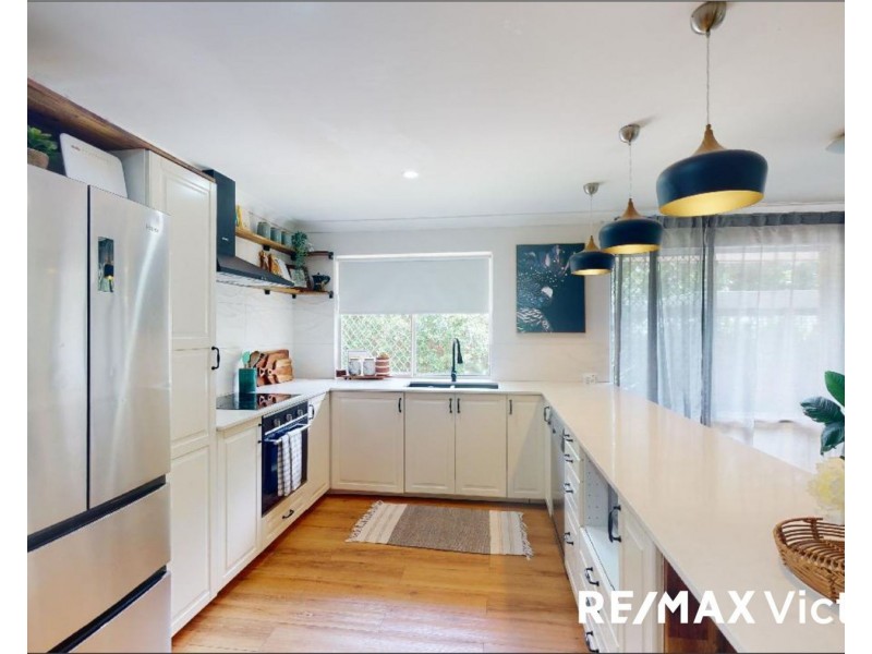 40 Crestleigh Court, Morayfield QLD 4506