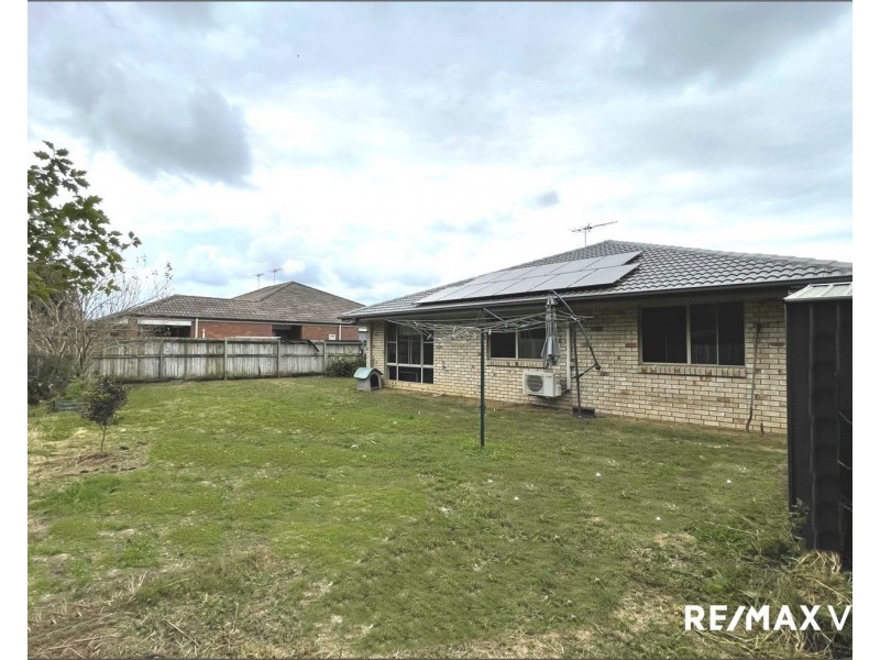 8 Reichman Street, Caboolture QLD 4510