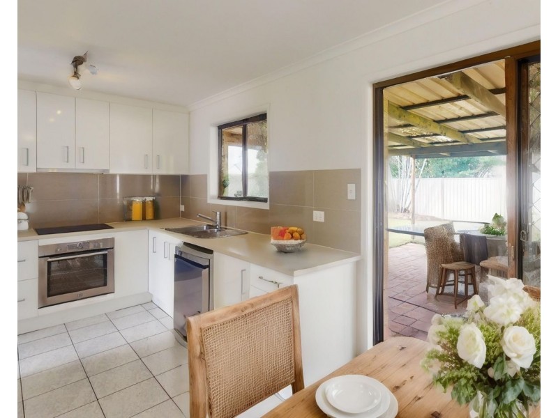 24 Lyndal Court, Morayfield QLD 4506