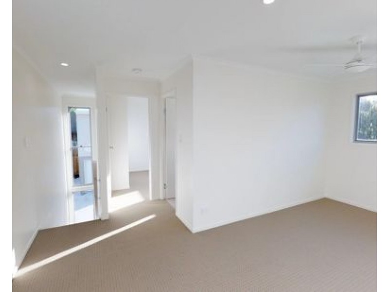 1/42 Mortimer Street, Caboolture QLD 4510