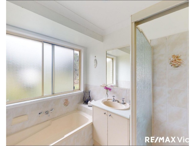 12 Heather Court, Woodford QLD 4514