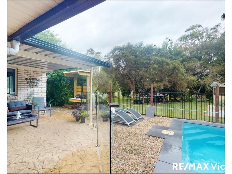 12 Heather Court, Woodford QLD 4514