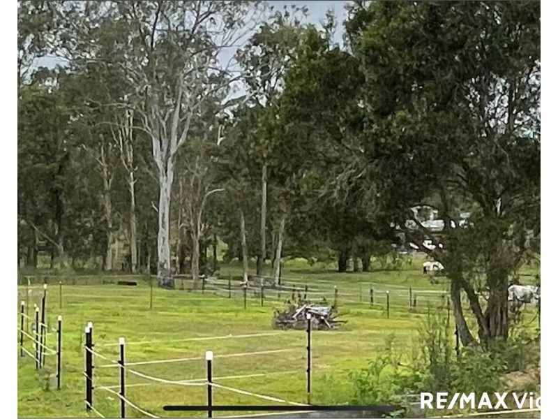 12 Heather Court, Woodford QLD 4514