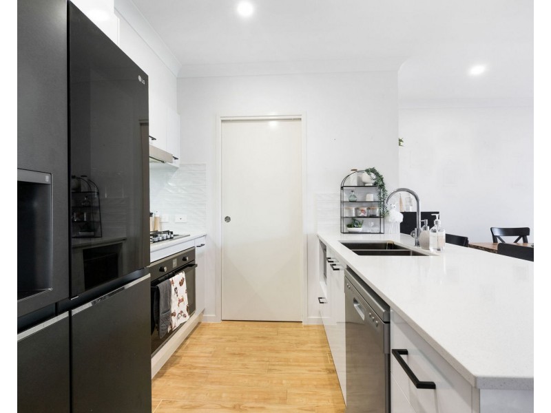 93 Pauls Road, Upper Caboolture QLD 4510