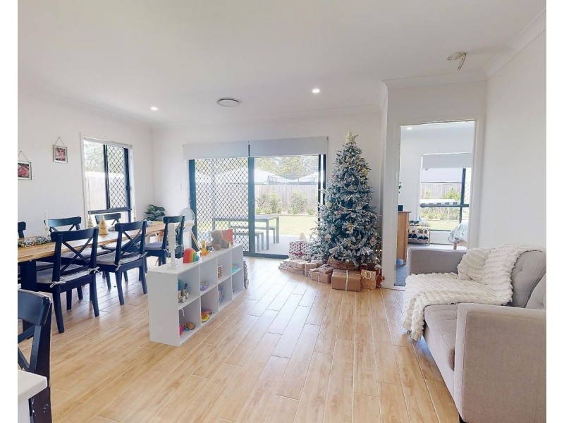 93 Pauls Road, Upper Caboolture QLD 4510