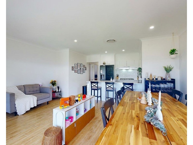93 Pauls Road, Upper Caboolture QLD 4510