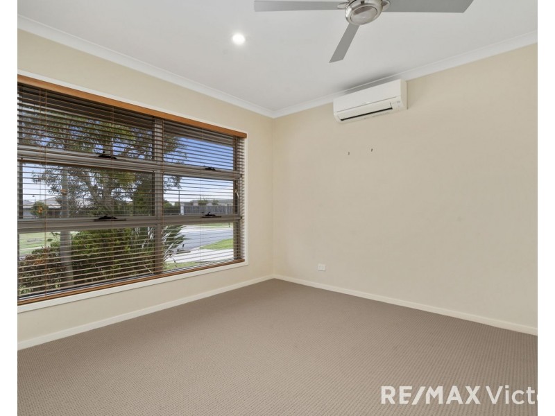 12 Cowen Terrace, North Lakes QLD 4509