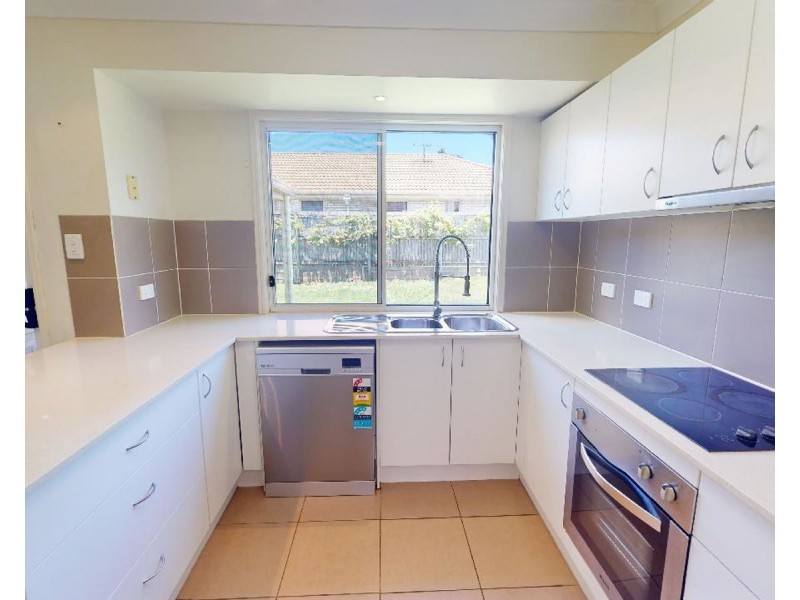 5 Buntine Avenue, Morayfield QLD 4506
