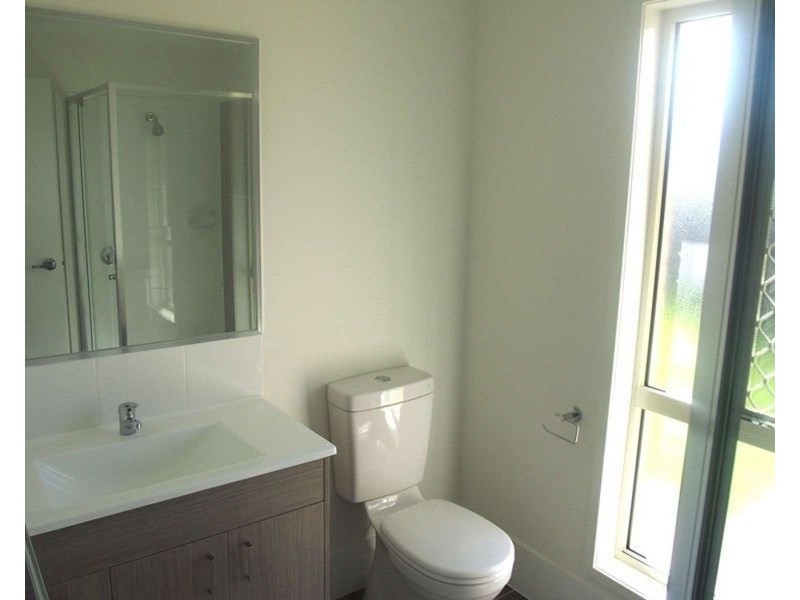 1&2/4 Gardens Court, Caboolture QLD 4510