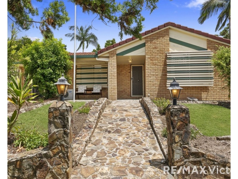 3 Pardalote Place, Bellmere QLD 4510