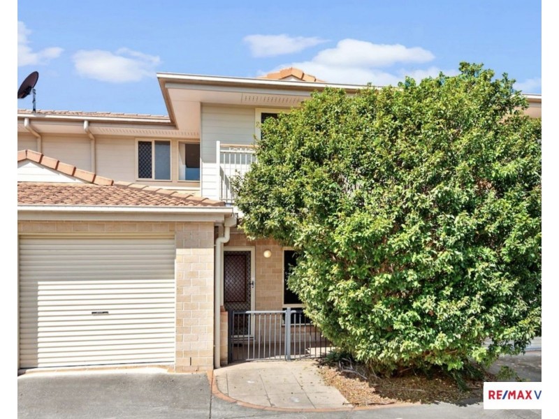 2/67 Lower King Street, Caboolture QLD 4510