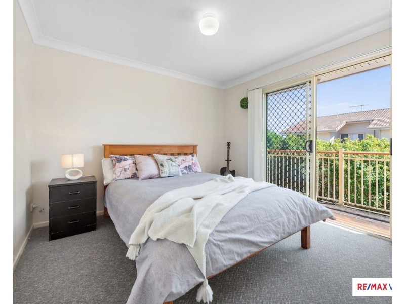 2/67 Lower King Street, Caboolture QLD 4510