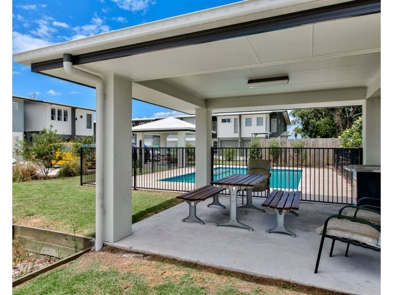 4/28-36 Oakey Flat Road, Morayfield QLD 4506