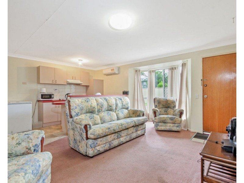 1 & 2/13 Watt Street, Caboolture QLD 4510