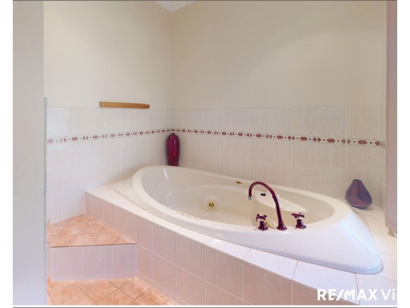 154 Alcock Road, Elimbah QLD 4516