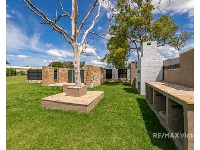 40-42 Sippel Drive, Woodford QLD 4514