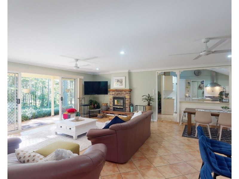 82-84 Collins Street, Moorina QLD 4506