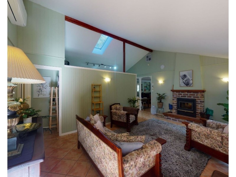 82-84 Collins Street, Moorina QLD 4506