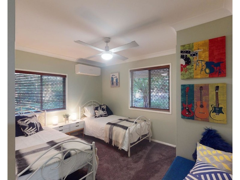 82-84 Collins Street, Moorina QLD 4506