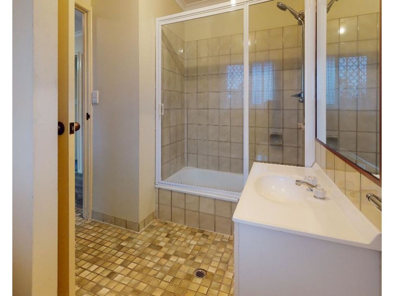 10b Visentin Road, Caboolture South QLD 4510