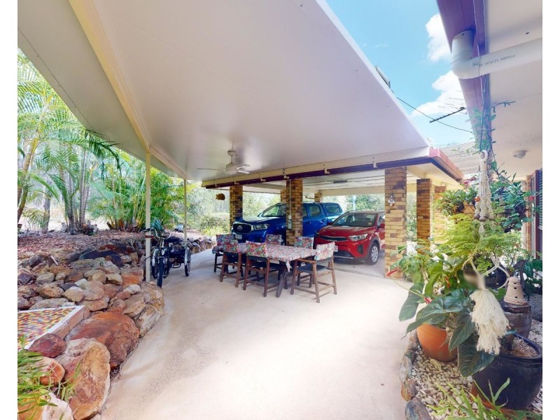 1 Hatchman Court, Elimbah QLD 4516