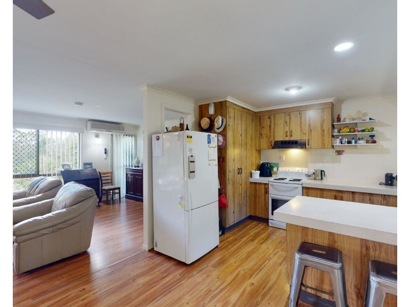 1 Hatchman Court, Elimbah QLD 4516