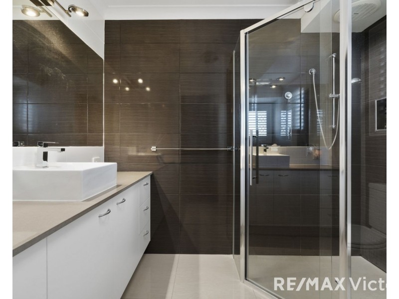 7 Yellowfin Place, Banksia Beach QLD 4507