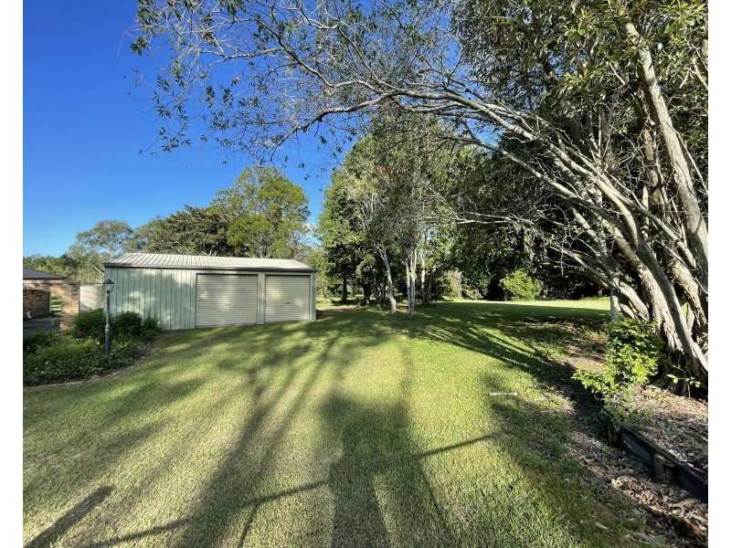 52 Hall Road, Elimbah QLD 4516
