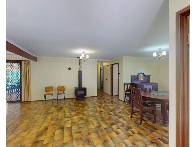 52 Hall Road, Elimbah QLD 4516