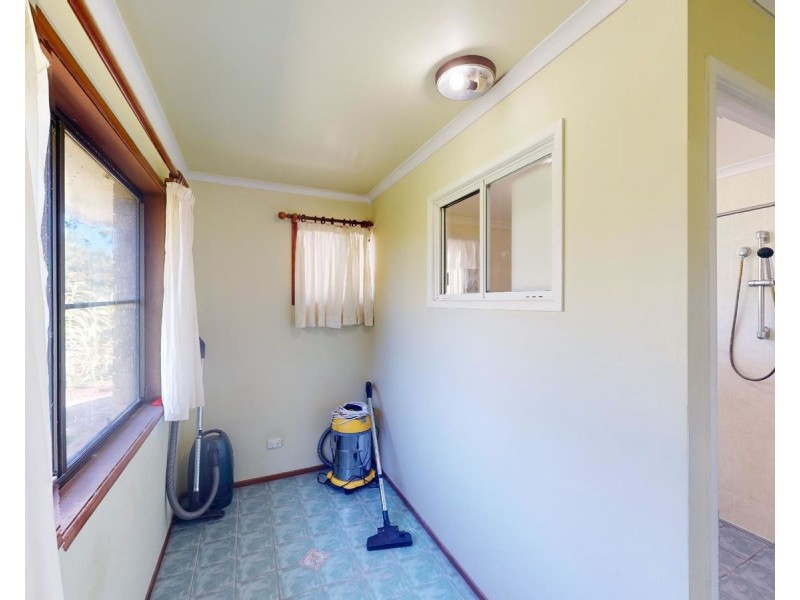 52 Hall Road, Elimbah QLD 4516
